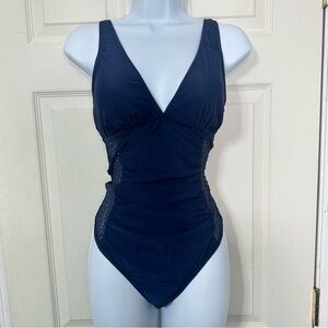 NWT Cupshe Ruched Tummy Control Lace One-piece swimsuit Size Medium